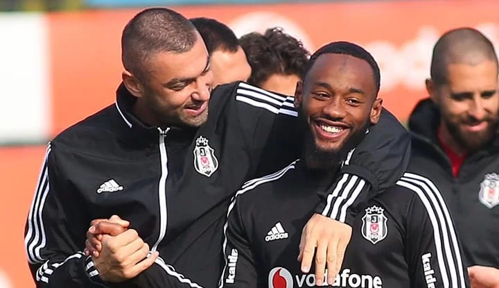 Burak Yılmaz ve N'Kouodu'dan sosyal medyada esprili atışma
