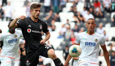 Beşiktaş'ta Dorukhan Toköz'den kötü haber!
