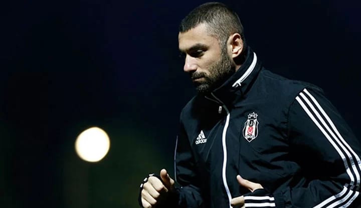 Beşiktaş'ta Burak Yılmaz için karar anı!
