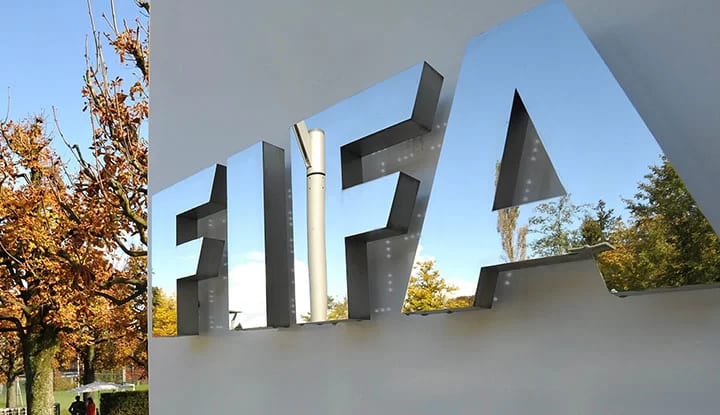 FIFA'dan sınırlama geldi!