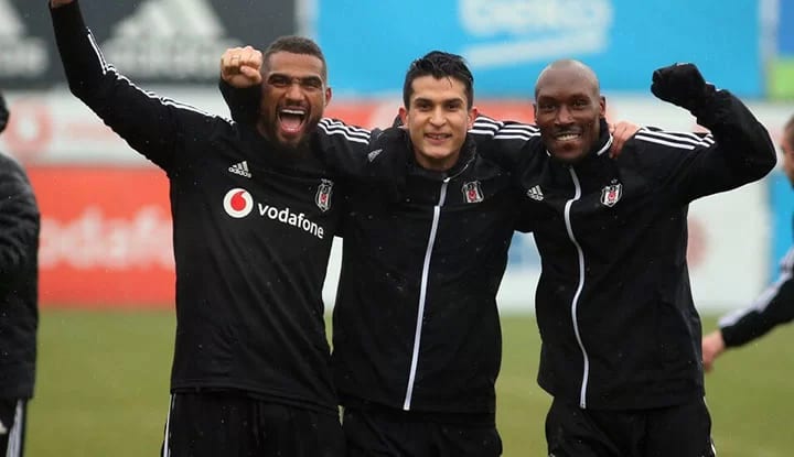 Beşiktaş'ta Boateng fırtınası! Atiba da damga vurdu!