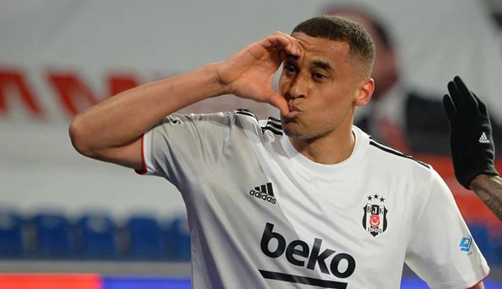 "11 yaşından beri beraberiz, futbola birlikte başladık"