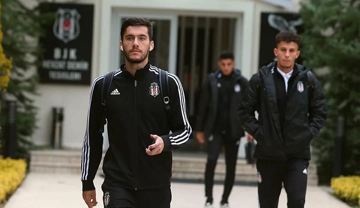 Beşiktaş'ın İngiltere yolculuğu başladı