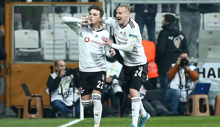Sergen Yalçın, Adem Ljajic ile görüştü! İşte yapılan konuşma...