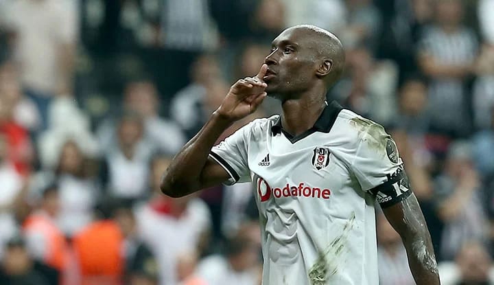 Atiba, sezon sonunda futbolu bırakacak mı? Açıkladı!