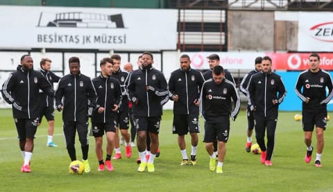 Beşiktaş'tan erteleme kararı sonrası oyunculara mesaj!