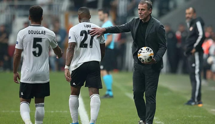 Beşiktaş'ta forma yine Lens'in!