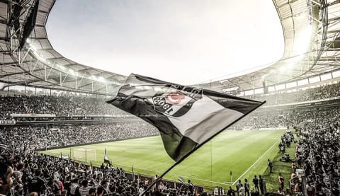 Beşiktaş'ta 14 oyuncuya milli davet!