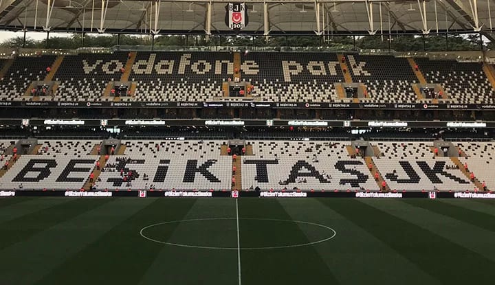TFF'den Vodafone Park için olumsuz rapor! Beşiktaş Yönetimi, harekete geçti