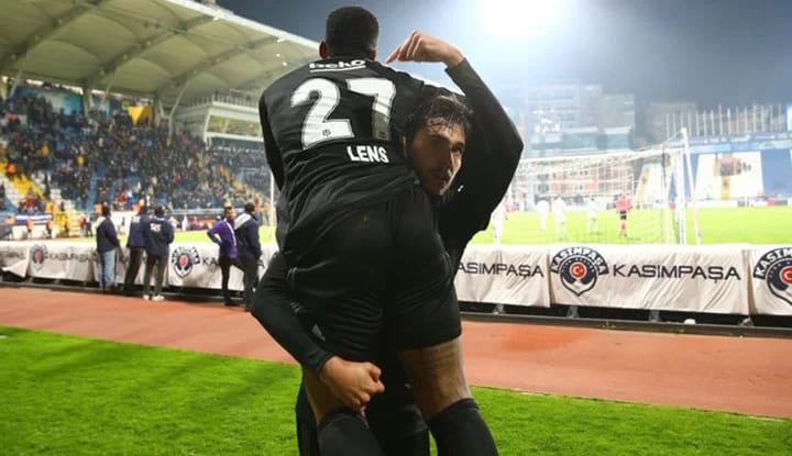 Beşiktaş'ı zirveye çıkaran kritik 5 puanlık katkı!