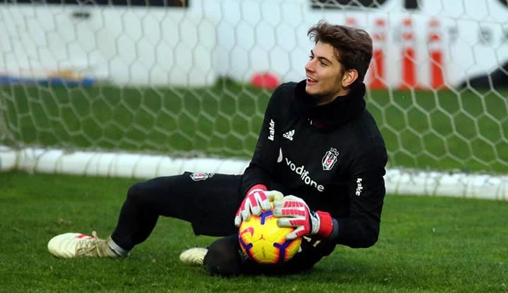 Beşiktaş'ta Utku Yuvakuran gönderiliyor!