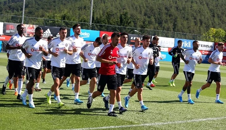 Beşiktaş'ta forma rekabeti! İlk hafta şans onun olacak
