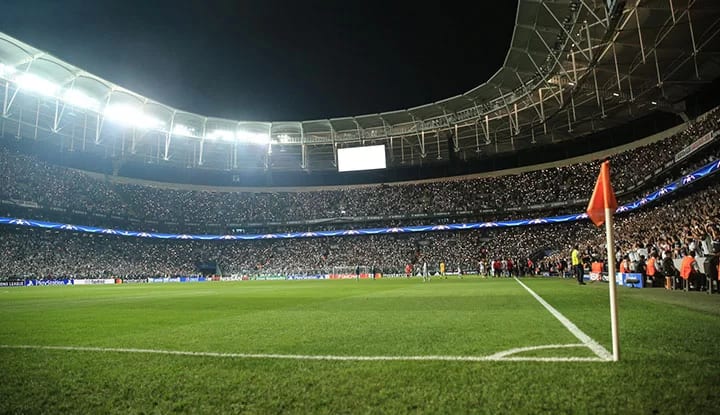 Beşiktaş - M.Başakşehir maçının biletleri satışa çıkıyor!