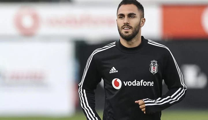 Beşiktaş'ta Victor Ruiz, derbiye yetişecek mi?