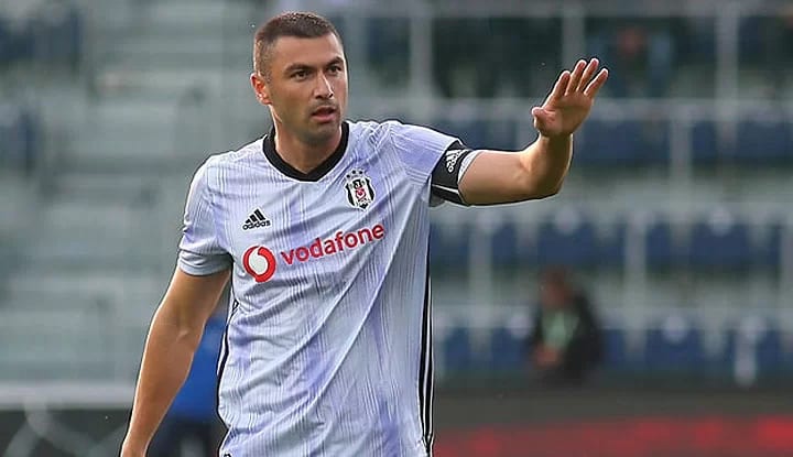 Burak Yılmaz, Galatasaray maçında suskunluğunu bozmak istiyor!