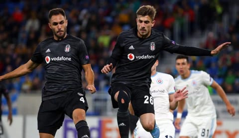 Beşiktaş'ta Victor Ruiz sakatlandı!