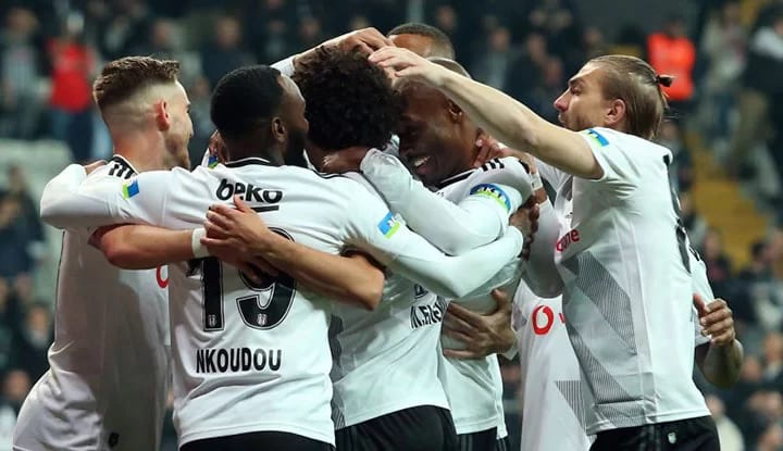 Beşiktaş, yıldız isimle yola devam etme kararı aldı