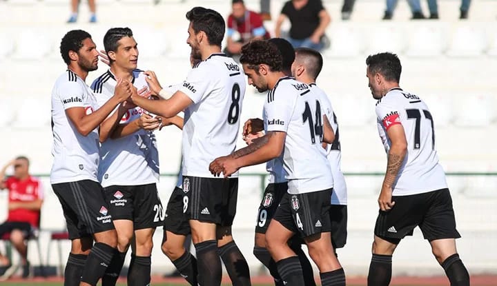 Abdullah Avcı istedi, Beşiktaş'ta kaldı! Tüm şartları zorluyor!