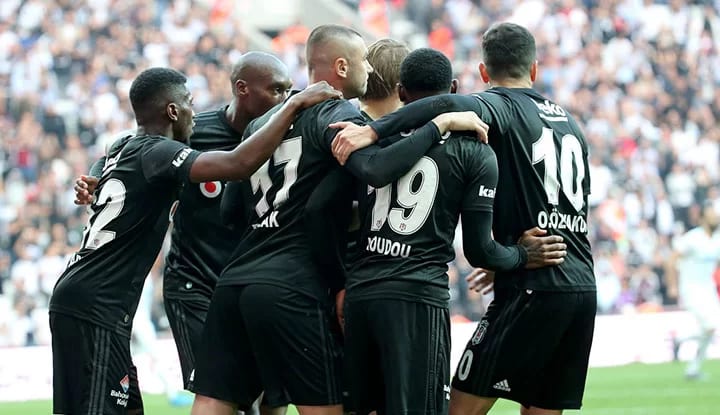 Beşiktaş'ın ilk 11'i belli oldu!