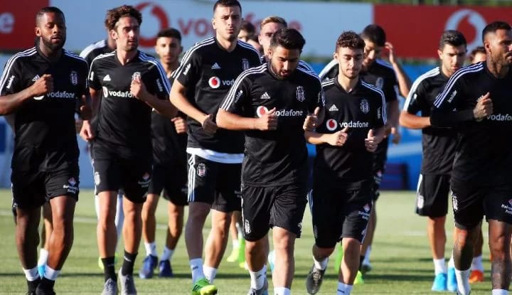 Yeni sezon öncesi Beşiktaş’ın son durumu! Burak Yılmaz yoksa zor…