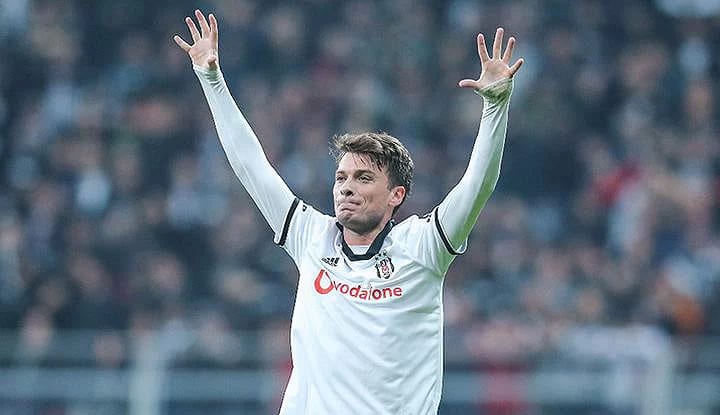 Adem Ljajic’e milli davet
