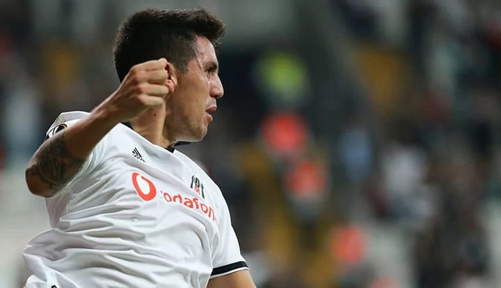 Beşiktaş'ta Enzo Roco'ya sürpriz talip! Teklifleri belli oldu!