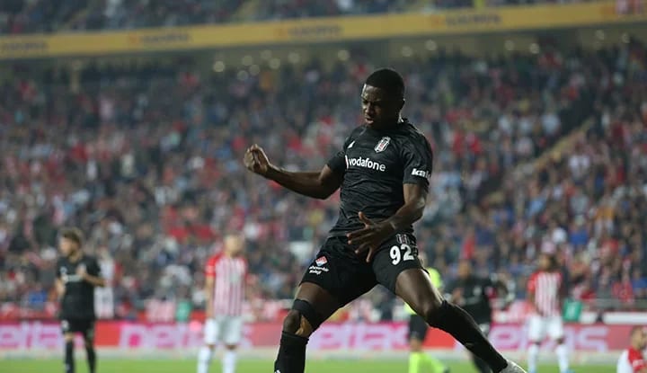 Diaby, hangi pozisyonda oynadığında daha etkili olduğunu açıkladı!