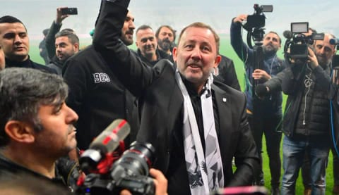 Sergen Yalçın'dan flaş açıklamalar! Adem Ljajic'e çarpıcı mesaj gönderdi!