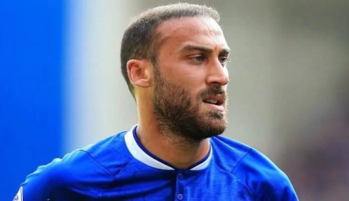 Cenk Tosun'dan derbi sonrası paylaşım!