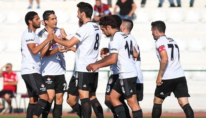 Beşiktaş, Ümraniyespor'u 3 golle geçti!