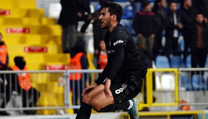 Süper Lig'de Umut Nayir'den iyisi yok! Forvetlere fark attı!