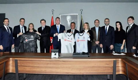 Vodafone Türkiye CEO’su Colman Deegan’dan Başkan Ahmet Nur Çebi’ye ziyaret
