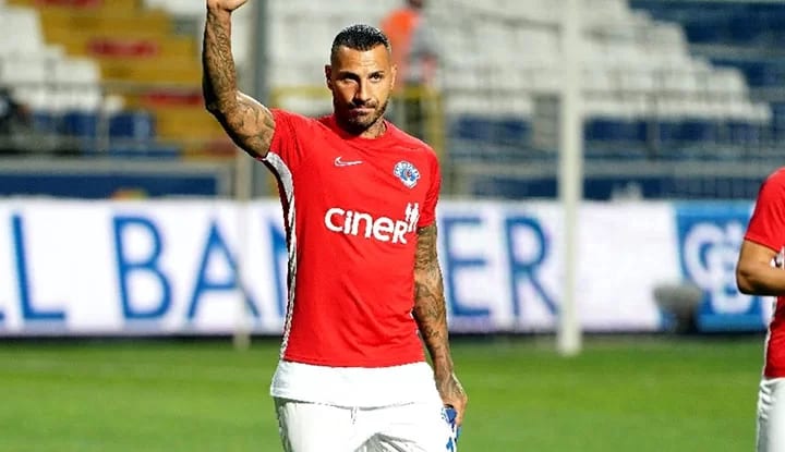 Beşiktaş'ta Quaresma detayı