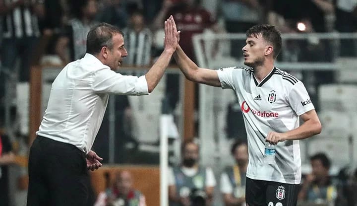 "Abdullah Avcı, Başakşehir'de Avrupa'da kötü giderken unutuldu, gitti ama Beşiktaş'ta..."