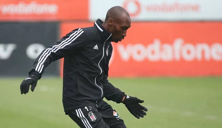 Atiba Hutchinson'a tedavi yapıldı!