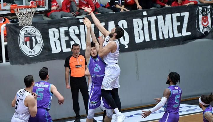 Beşiktaş Sompo Sigorta, Afyon Bld. Spor'u mağlup etti!