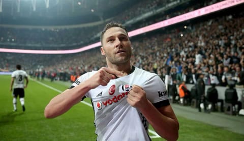Beşiktaş'ta Tosic sürprizi! Görüşme yapıldı!