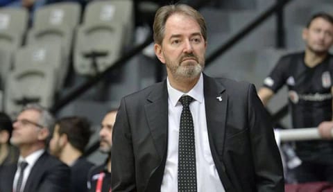"Oyuncularımı tebrik ederim"
