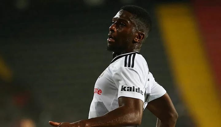 Beşiktaş'ta Diaby kadrodan çıkarıldı!