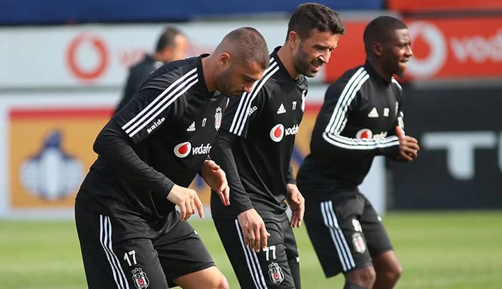 Beşiktaş'ta 3 isim antrenmana katılmadı! Burak Yılmaz...