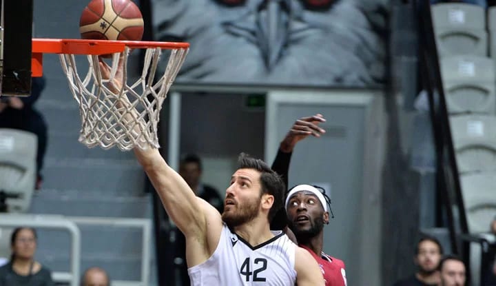 Beşiktaş Sompo Sigorta son saniyede kazandı!