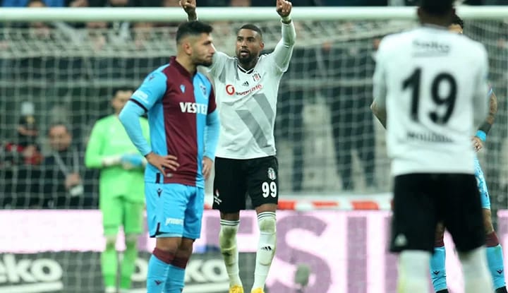 "Dünkü maçı izlerken tarihteki iki maç aklıma geldi"