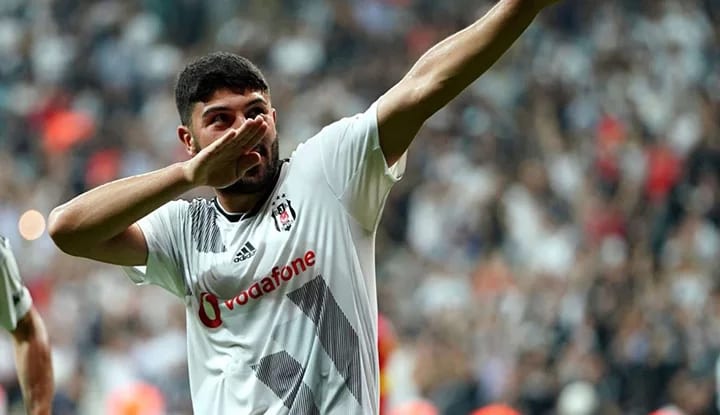 Beşiktaş'ta Güven Yalçın'a sürpriz talip!
