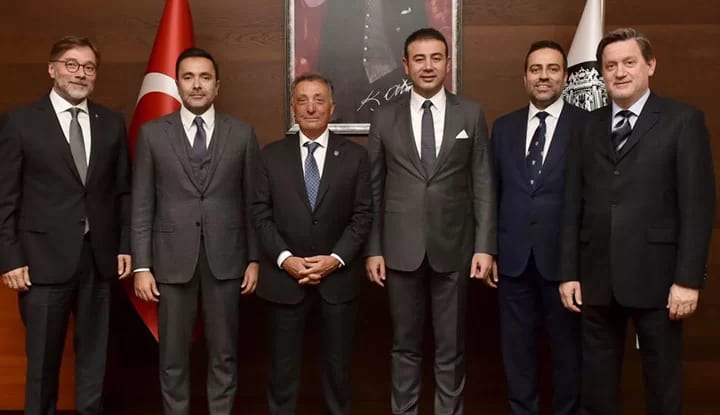Başkan Ahmet Nur Çebi'den Beşiktaş Belediye Başkanı Rıza Akpolat’a ziyaret