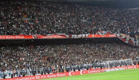 Beşiktaş taraftarından Denizlispor maçına büyük ilgi!