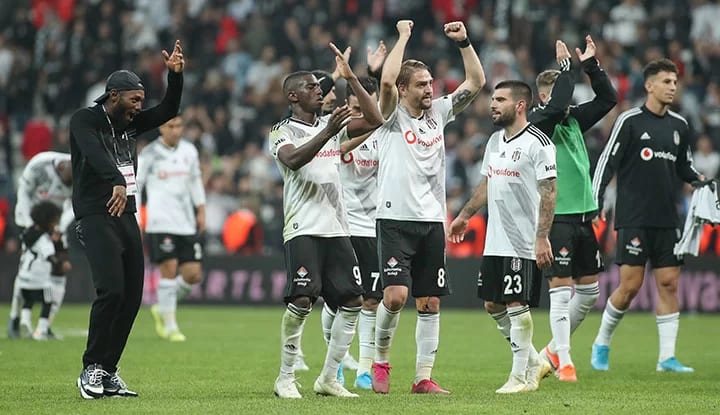 UEFA'dan Beşiktaş paylaşımı!
