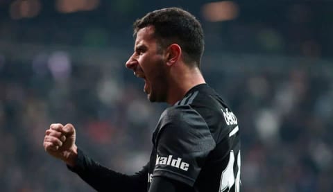 Süper Lig ekibinden Oğuzhan Özyakup bombası! Teklif yapacaklar!