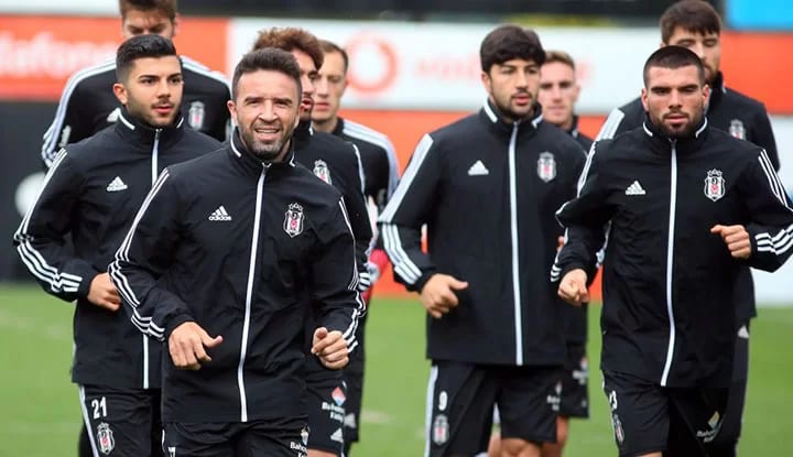 Beşiktaş, 5 eksikle Kayserispor maçı hazırlıklarına başladı