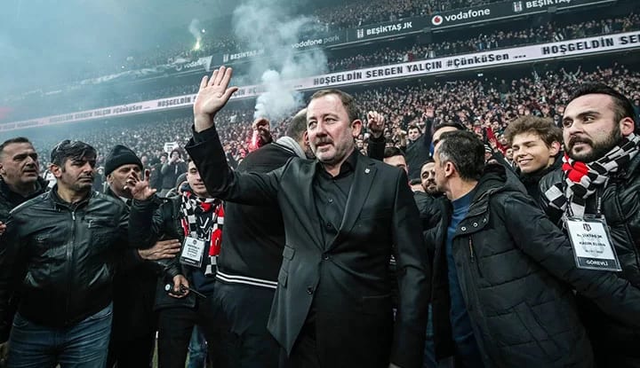"Bu işler internetten futbolcu transfer etmeye benzemez, Sergen Yalçın..."