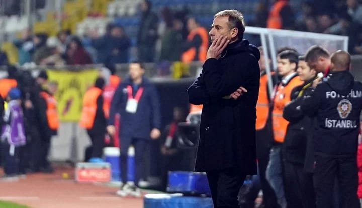 Abdullah Avcı, Kasımpaşa maçı sonrasında oyuncusunu uyardı! Memnun değil!
